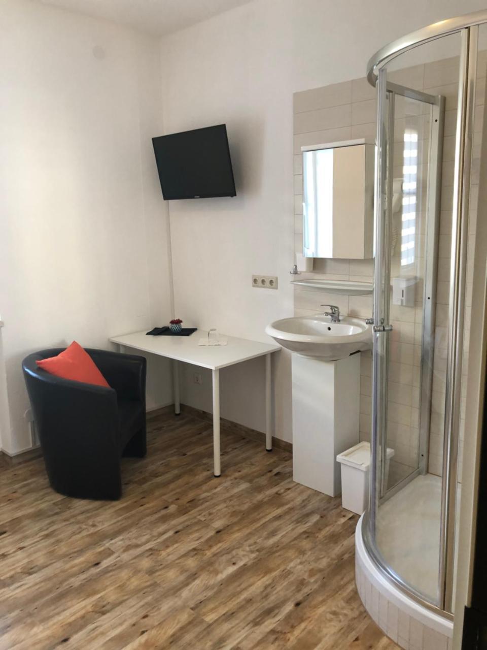 Center Rooms Villach Exterior photo