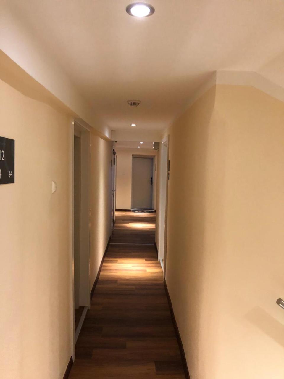 Center Rooms Villach Exterior photo