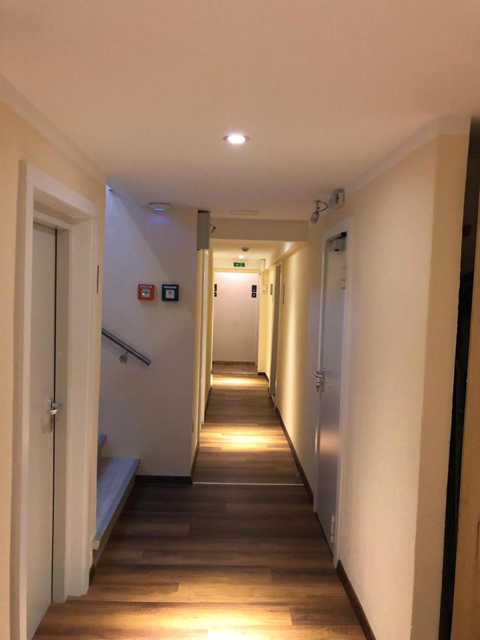 Center Rooms Villach Exterior photo