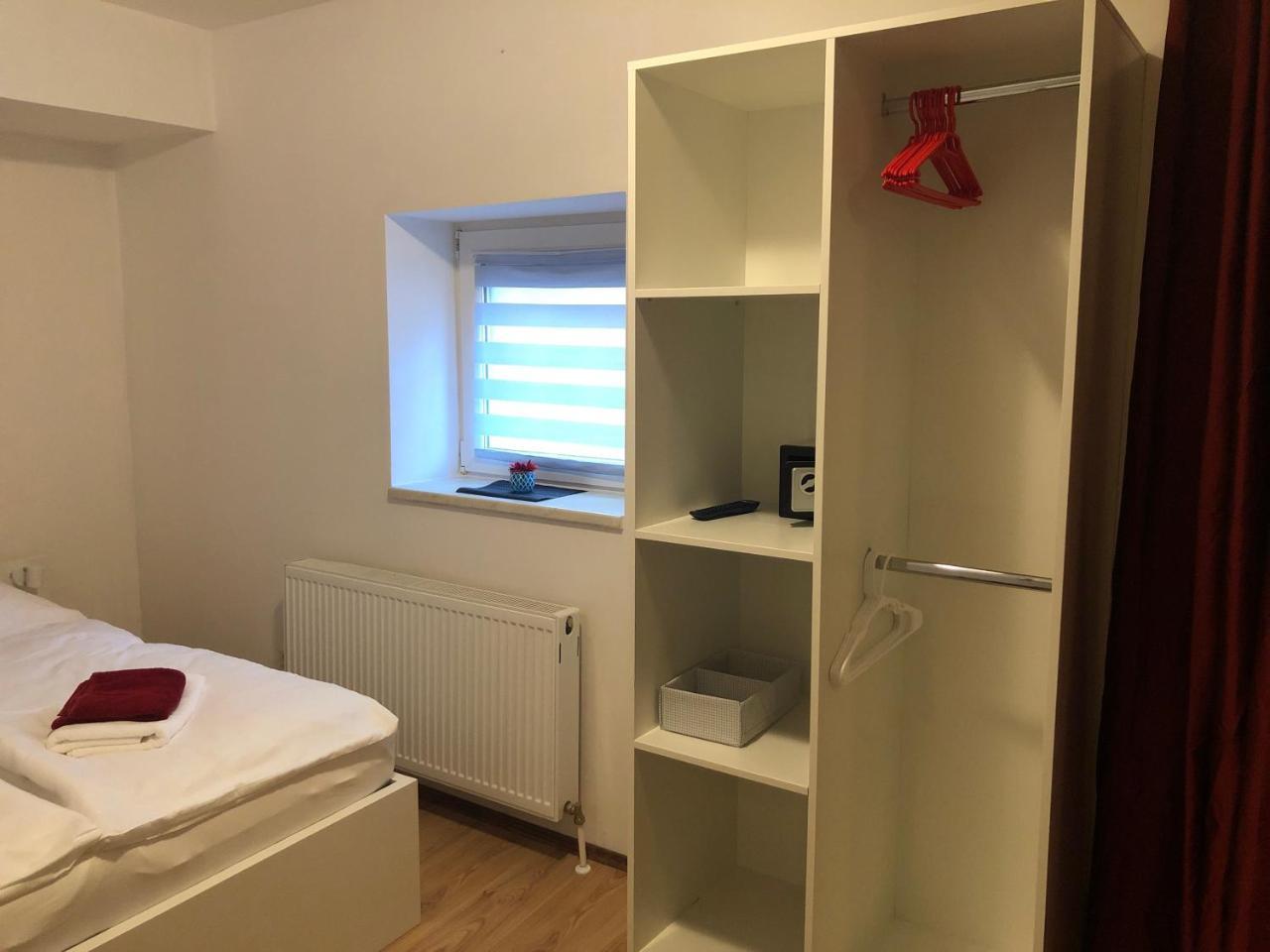 Center Rooms Villach Exterior photo