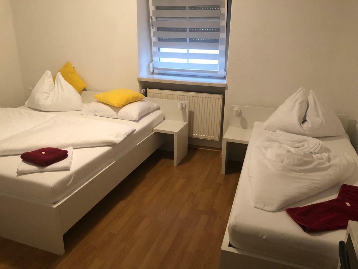 Center Rooms Villach Exterior photo